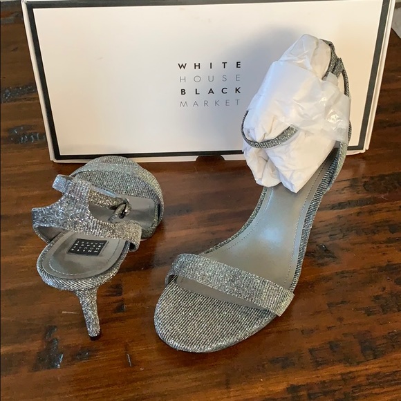 ✨NWT✨ Silver Dazzle Strap Heel - Picture 2 of 7